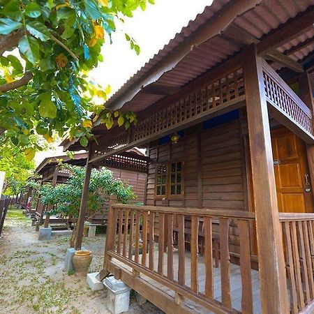 Adina Drive In Motel Langkawi Exterior foto