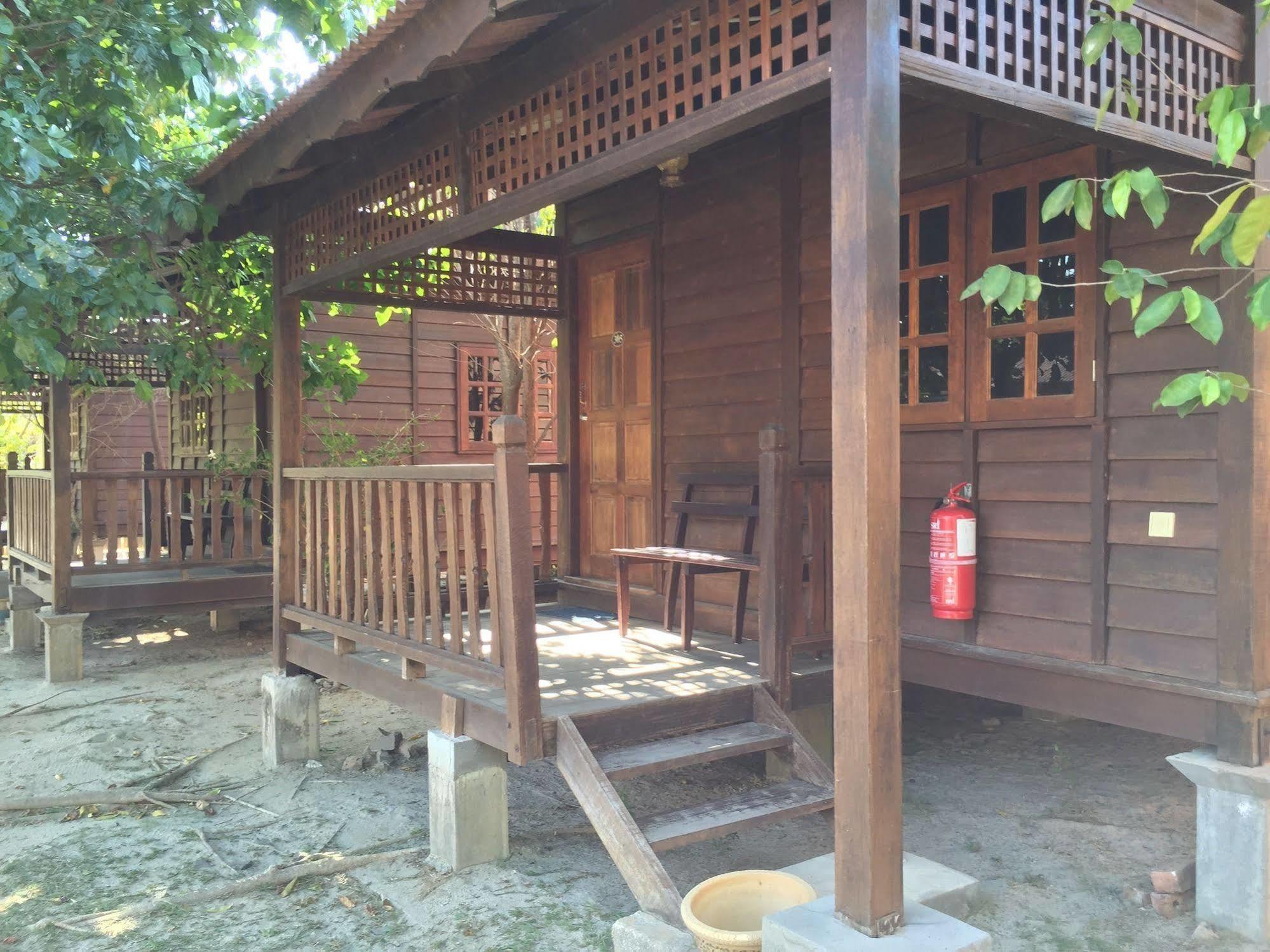 Adina Drive In Motel Langkawi Exterior foto
